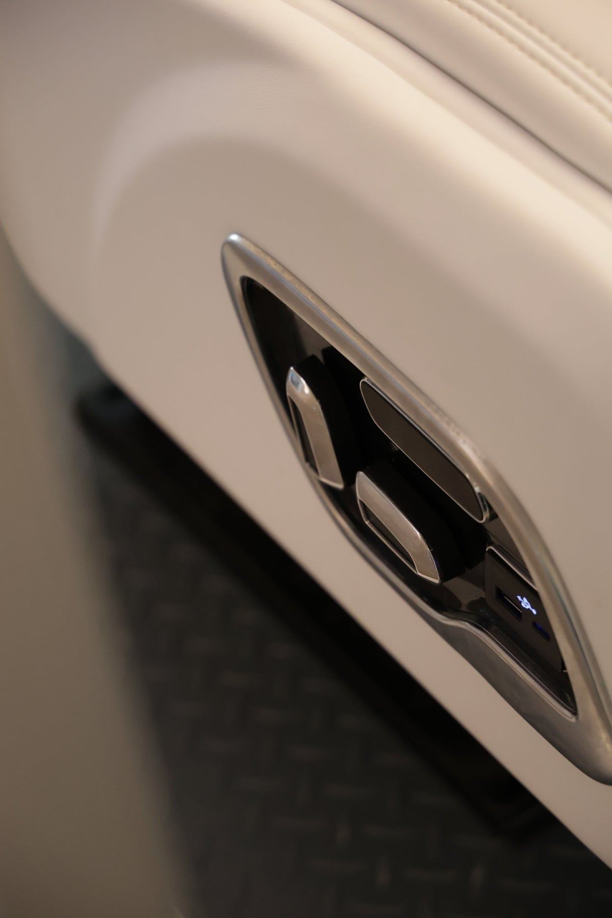 TimePod Ultra 2™ – 2 Person 2.0 ATA Hyperbaric Chamber | MedEq Fitness